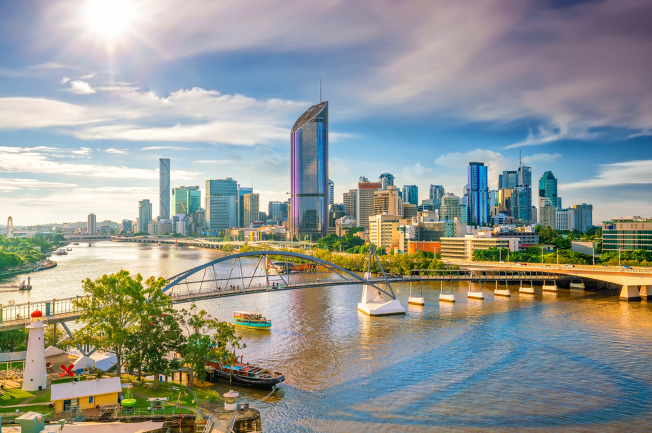 Brisbane,Ciudad,Skyline,Y,Brisbane,Río,Al,Atardecer,En,Australia
