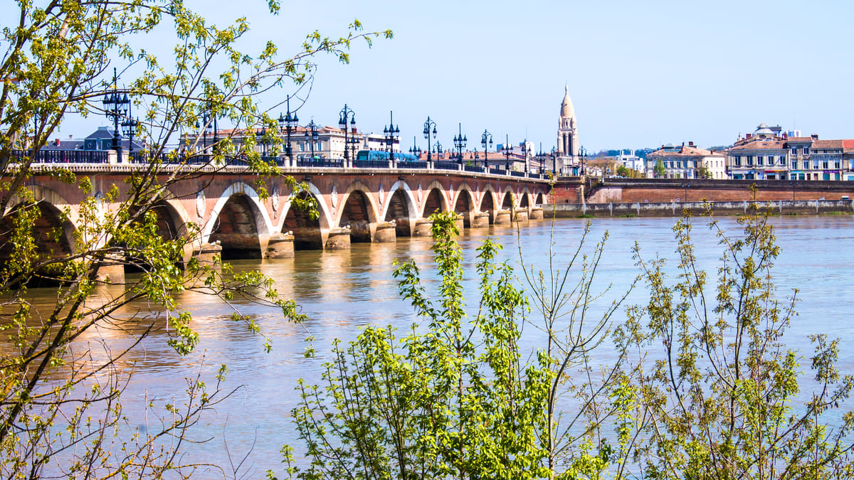 13 le pont de pierre pic
