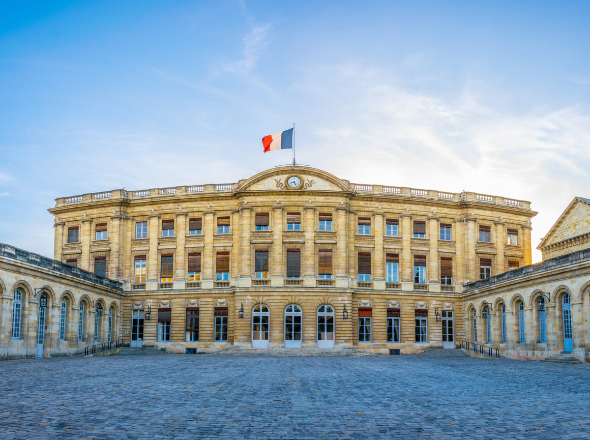 22 palais rohan bordeaux pic