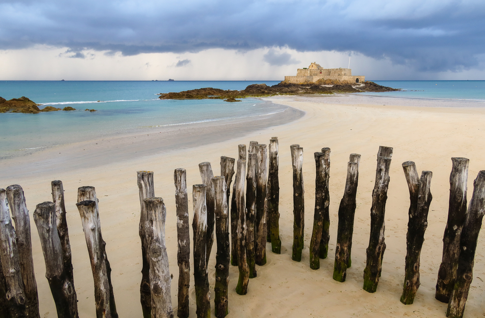 Fort,National,In,Saint malo,And,Breakwater,Trunks,At,Eventail,Beach