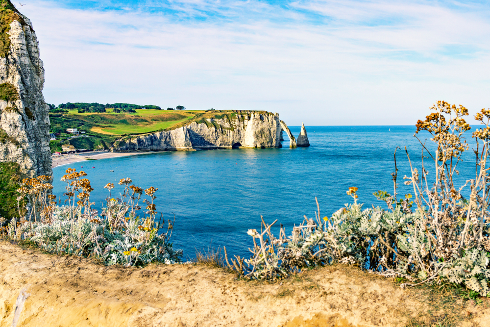 Beautiful,Natural,Rock,Arch,,Etretat,,Normandy,,France.