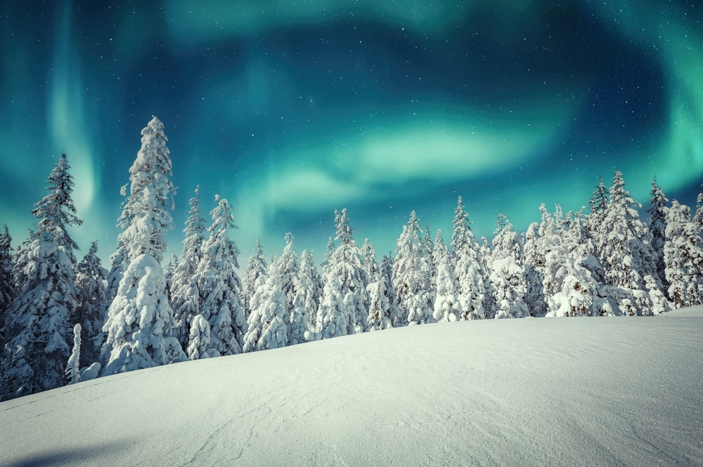 Amazing,Winter,Landscape.,Wonderland,In,Winter.,Spectacular,Aurora,Borealis,(northern