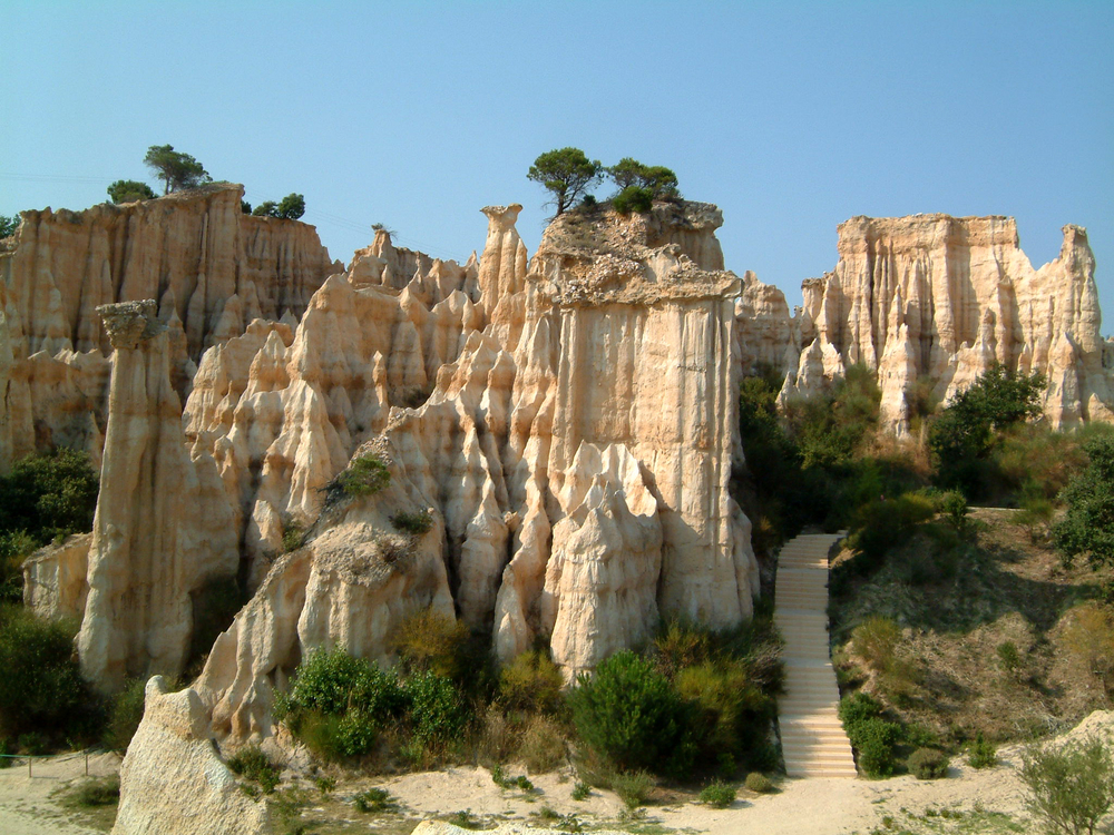 Les,Orgues,D'illes,Sur,Tet,,Eroded,Organpipe,Shapes,In,Sandstone
