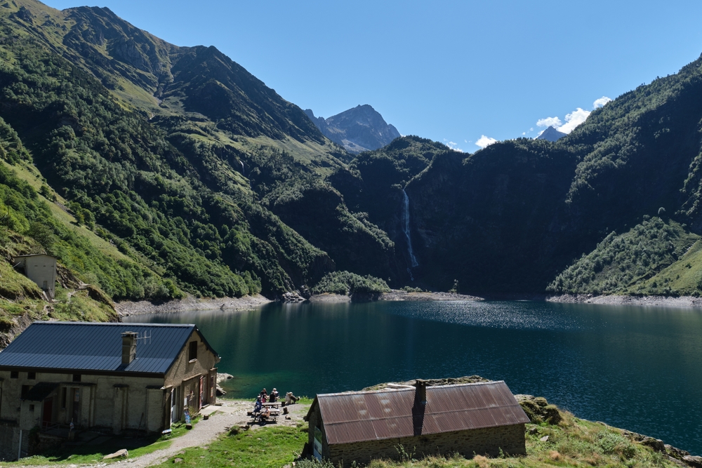 Mountain,Refuge,Of,Lac,D'oô,,French,Pyrenees.