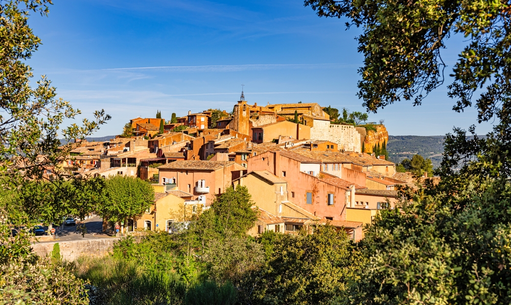 The,Ochre red,Village,Roussillon,,Provence,,Luberon,,Vaucluse,,France