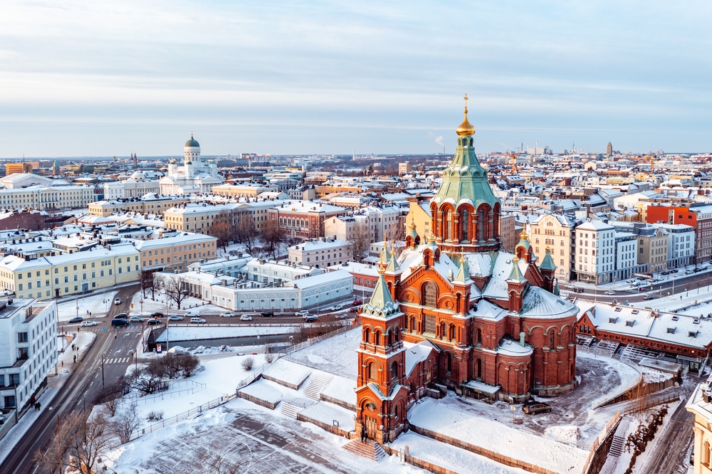 Beautiful,Aerial,View,Of,Helsinki,City,Center,With,Famous,Uspenski